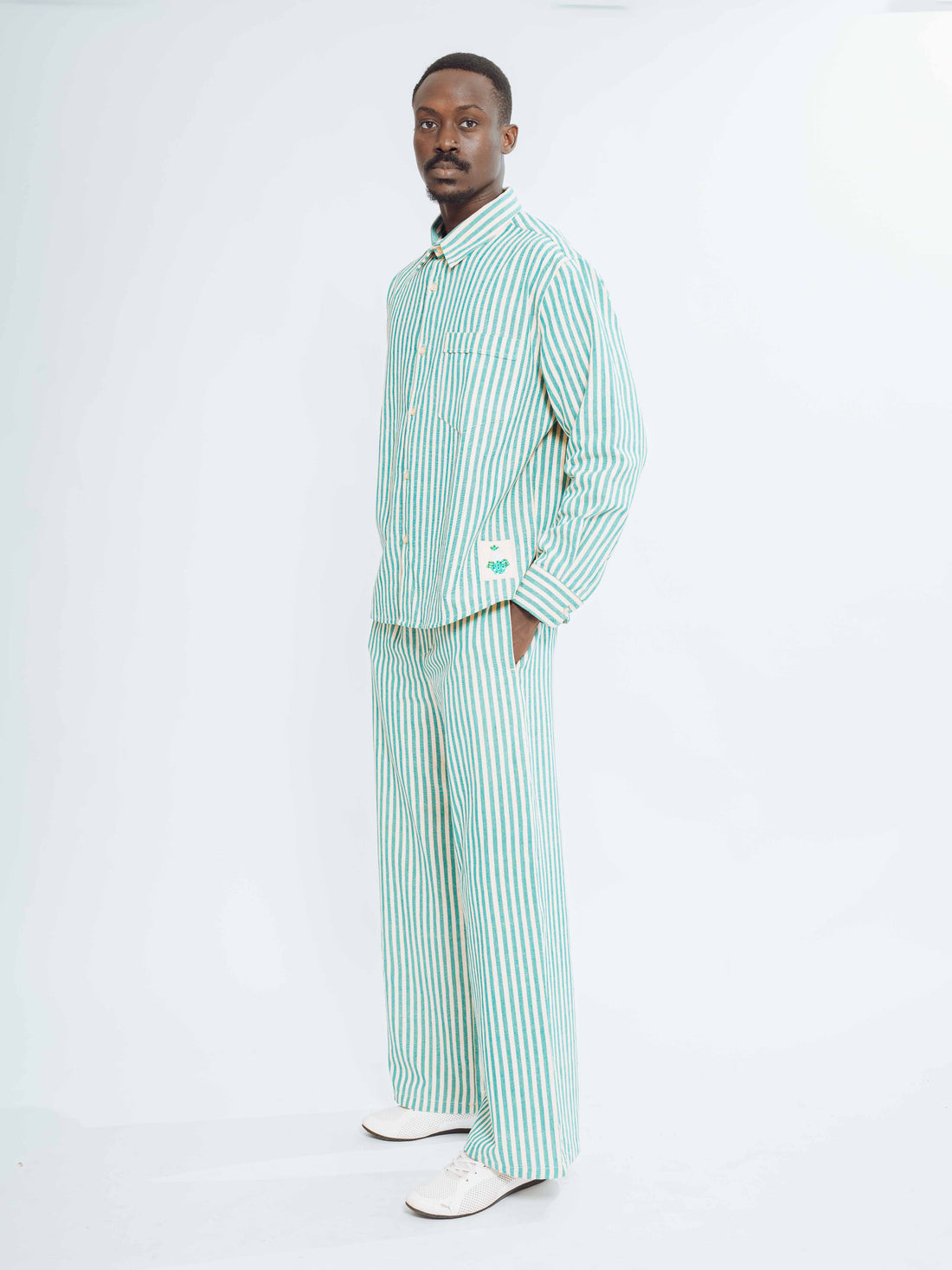 Chemise rayée vert beige